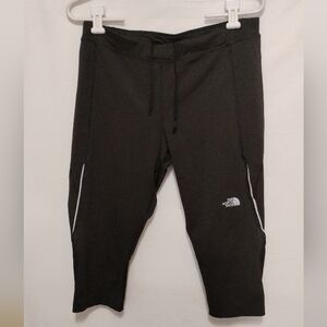 The North Face Capri Stretch Leggings Women Large Black Yoga Sport